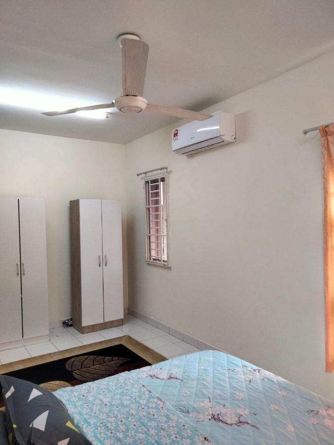Abie'S Homestay Putrajaya Esterno foto